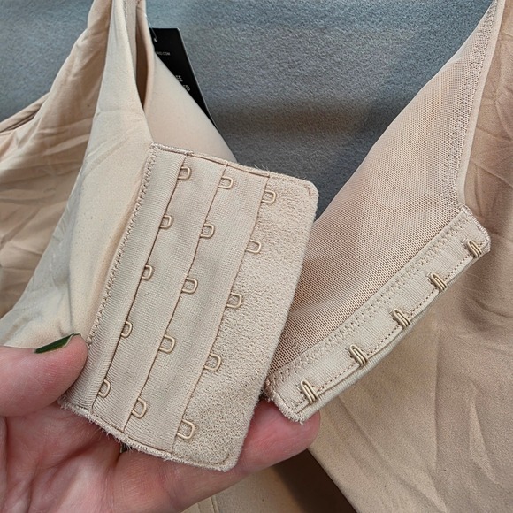 Torrid Curve 46G Wire Free Lightly Lined Everyday Micro 360 Back Smoothing Bra - Picture 8 of 12